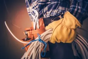 how to hire the right electrician